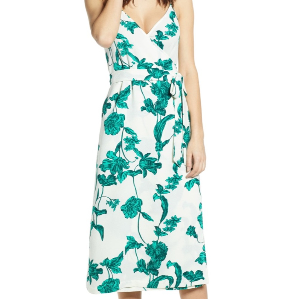 NWOT Chelsea28 wrap dress